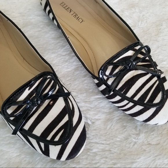 Gently Used Ellen Tracy Zebra Print Flats Cow Hair - Picture 5 of 10